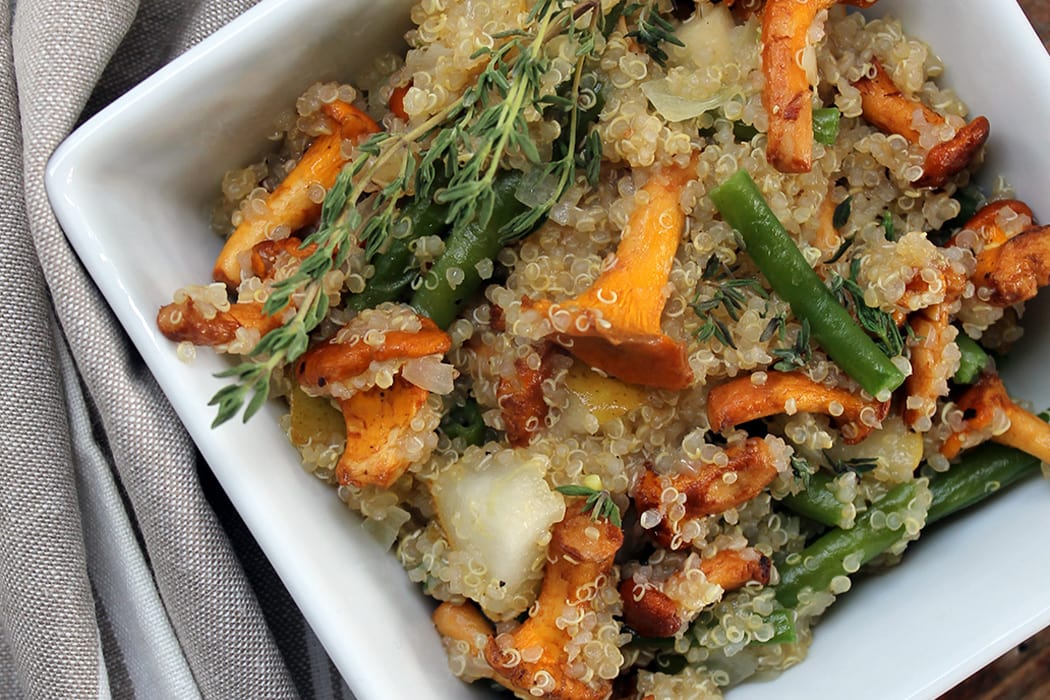 Rezept: Quinoa-Pfanne mit Pfifferlingen und Bohnen | Projekt: Gesund leben