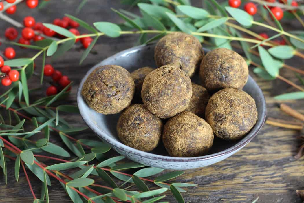 Zuckerfrei | 42 Energy Balls Trockenpflaume Walnuss01 10